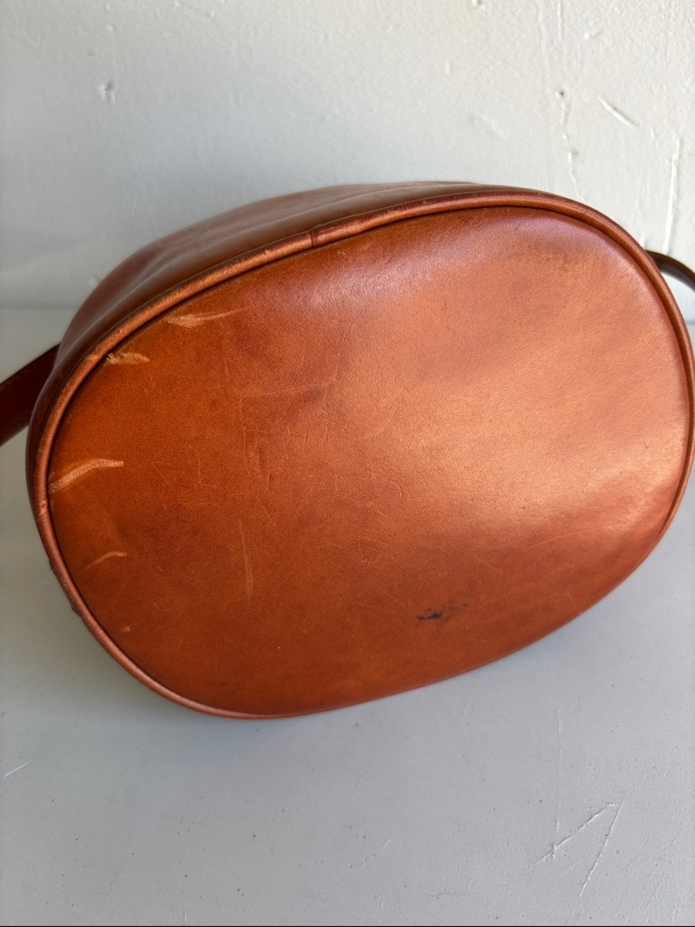 Sezane Farrow Mini Bag in Natural Heritage Leather Bucket Bag - Picture 10 of 12